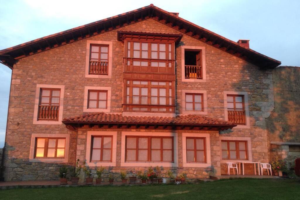 La Casona De La Bisa Villa Colombres Luaran gambar